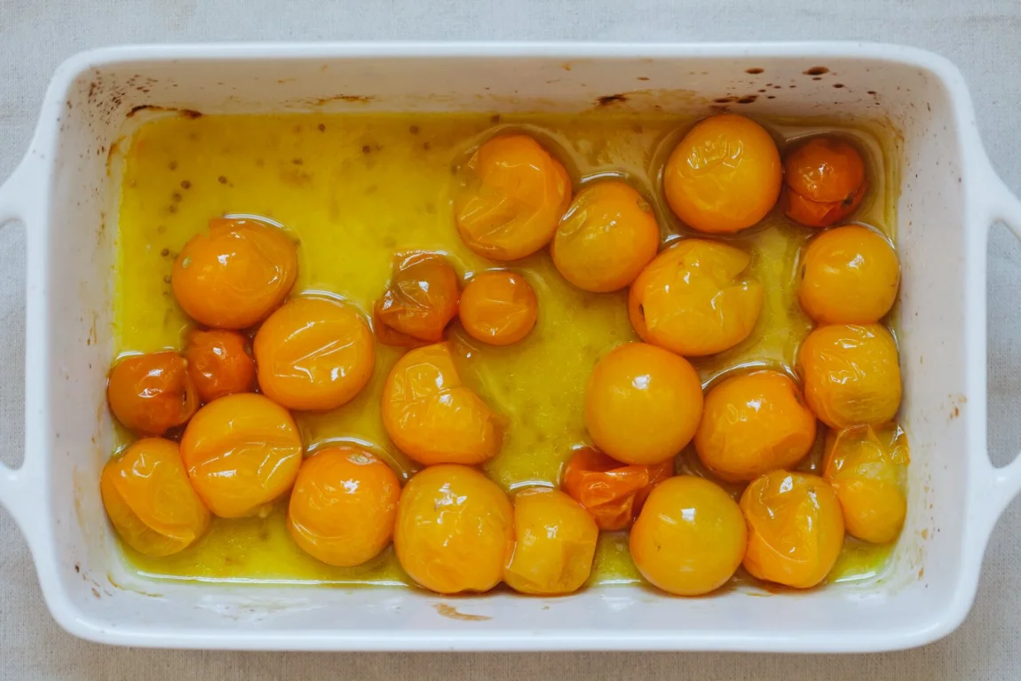 Sprouted Almond Romesco Pasta with Roasted Cauliflower and Blistered Tomatoes | Golubka Kitchen