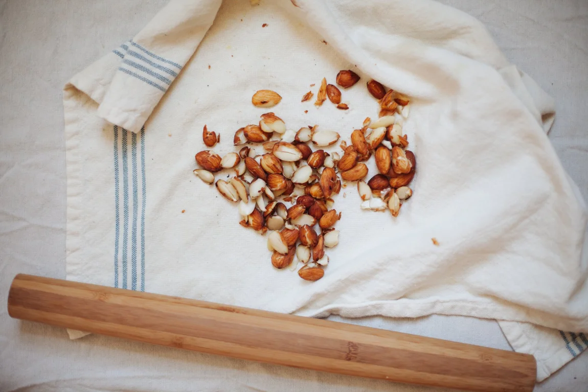 Sprouted Almond Romesco Pasta with Roasted Cauliflower and Blistered Tomatoes | Golubka Kitchen
