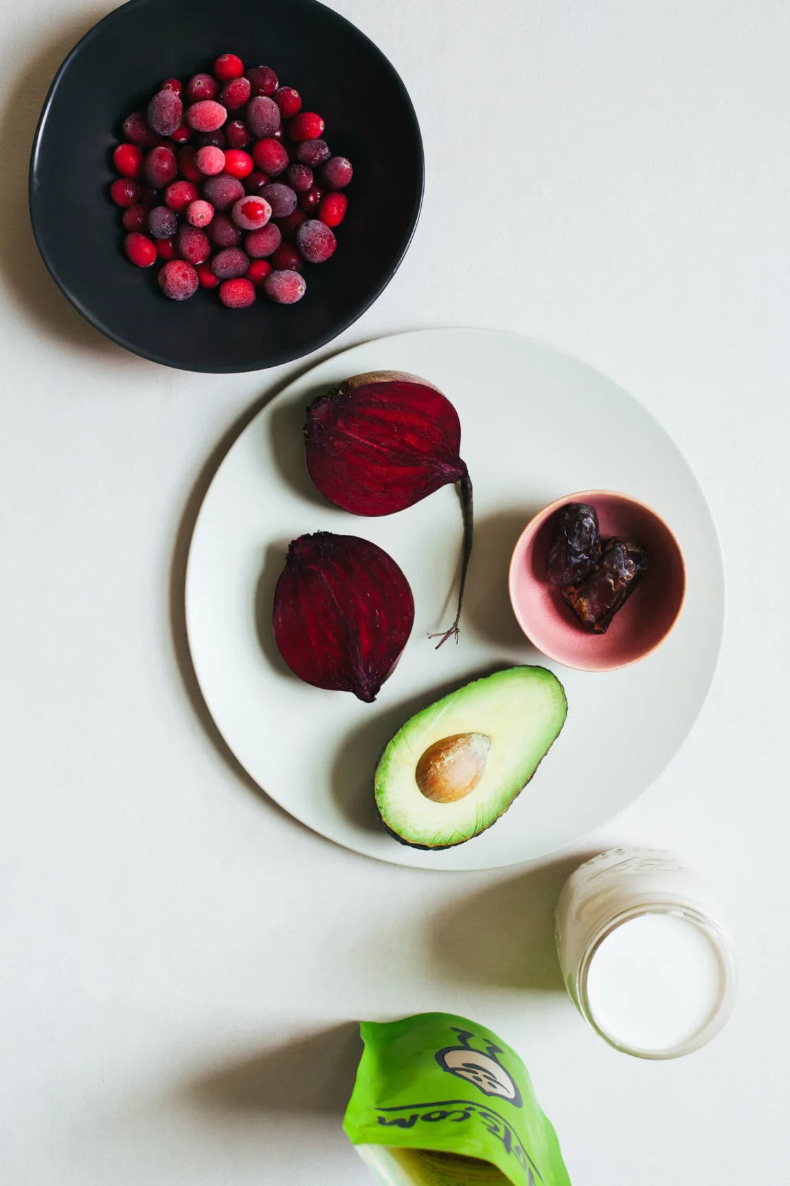 Immunity-Boosting Beet and Camu Camu Breakfast Bowl - Golubka Kitchen