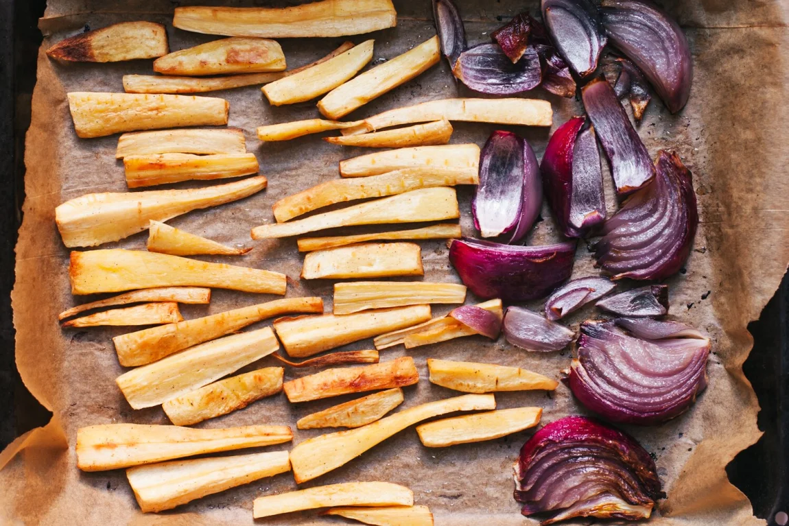 Roasted Garlic and Parsnip Hummus - Golubka Kitchen