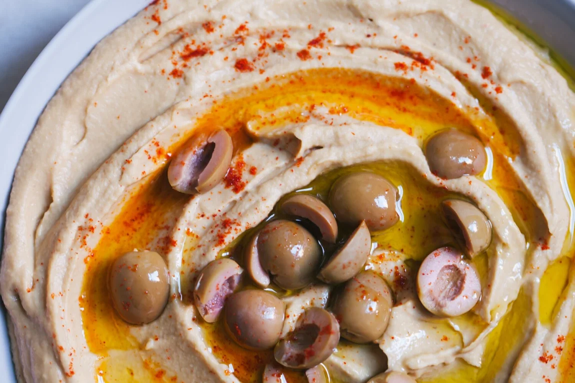 Roasted Garlic and Parsnip Hummus - Golubka Kitchen