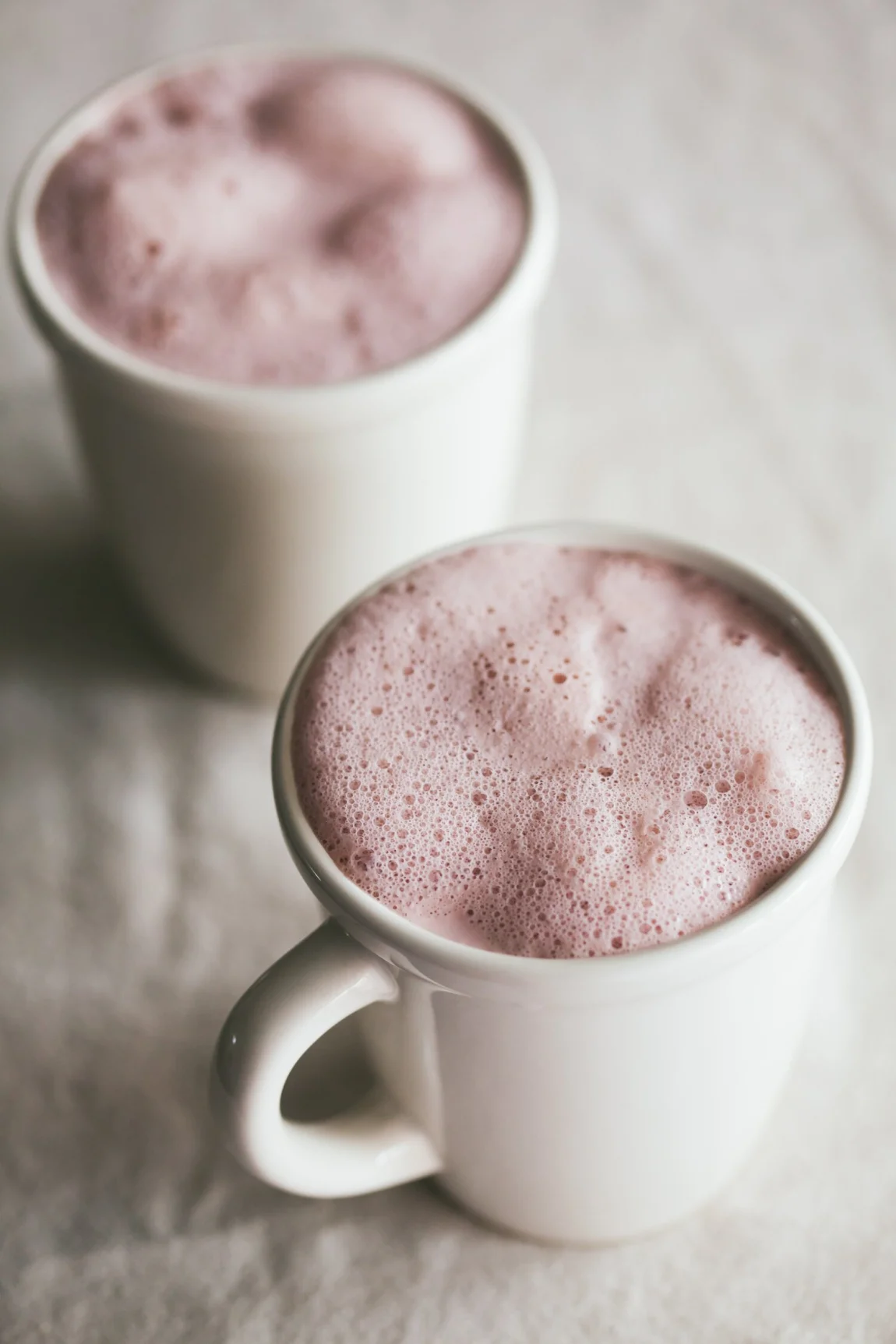 Hibiscus Ginger Latte - Golubka Kitchen
