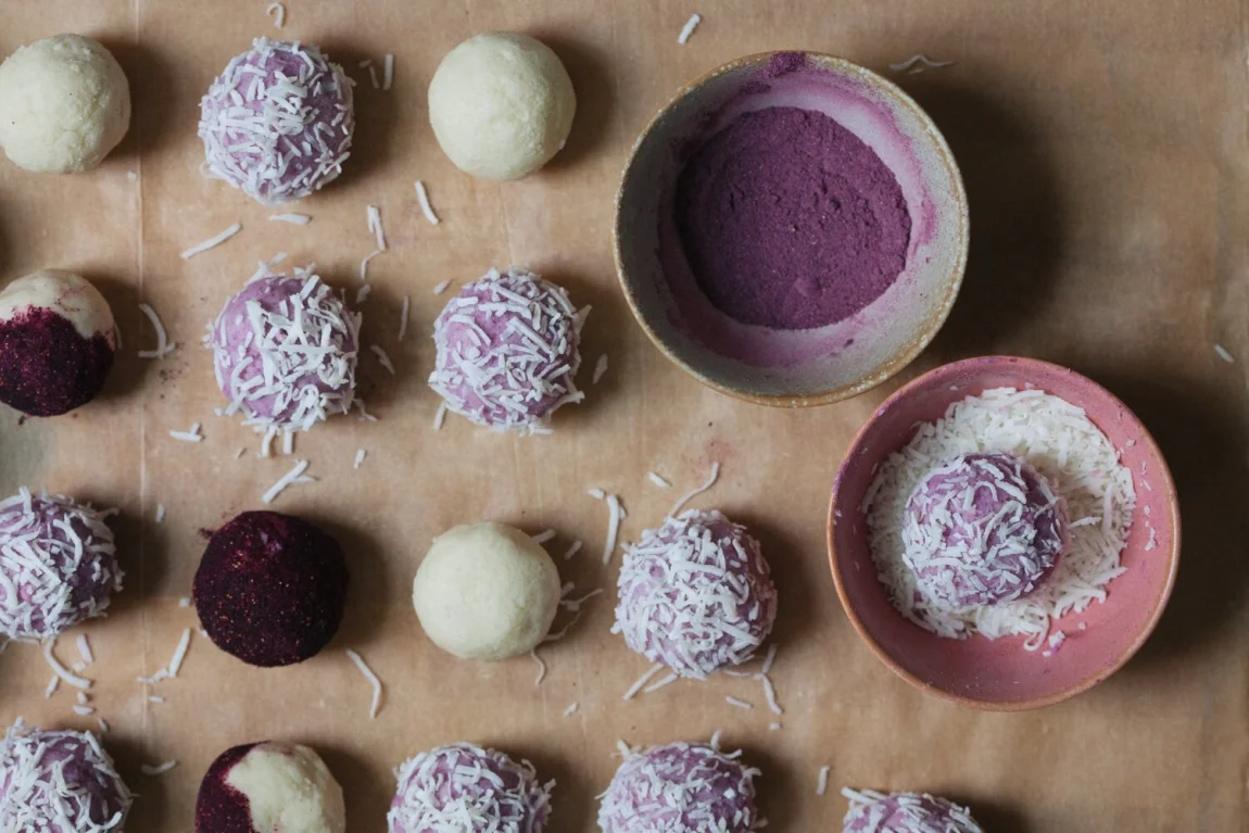 Blueberry Cheesecake Truffles - Golubka Kitchen