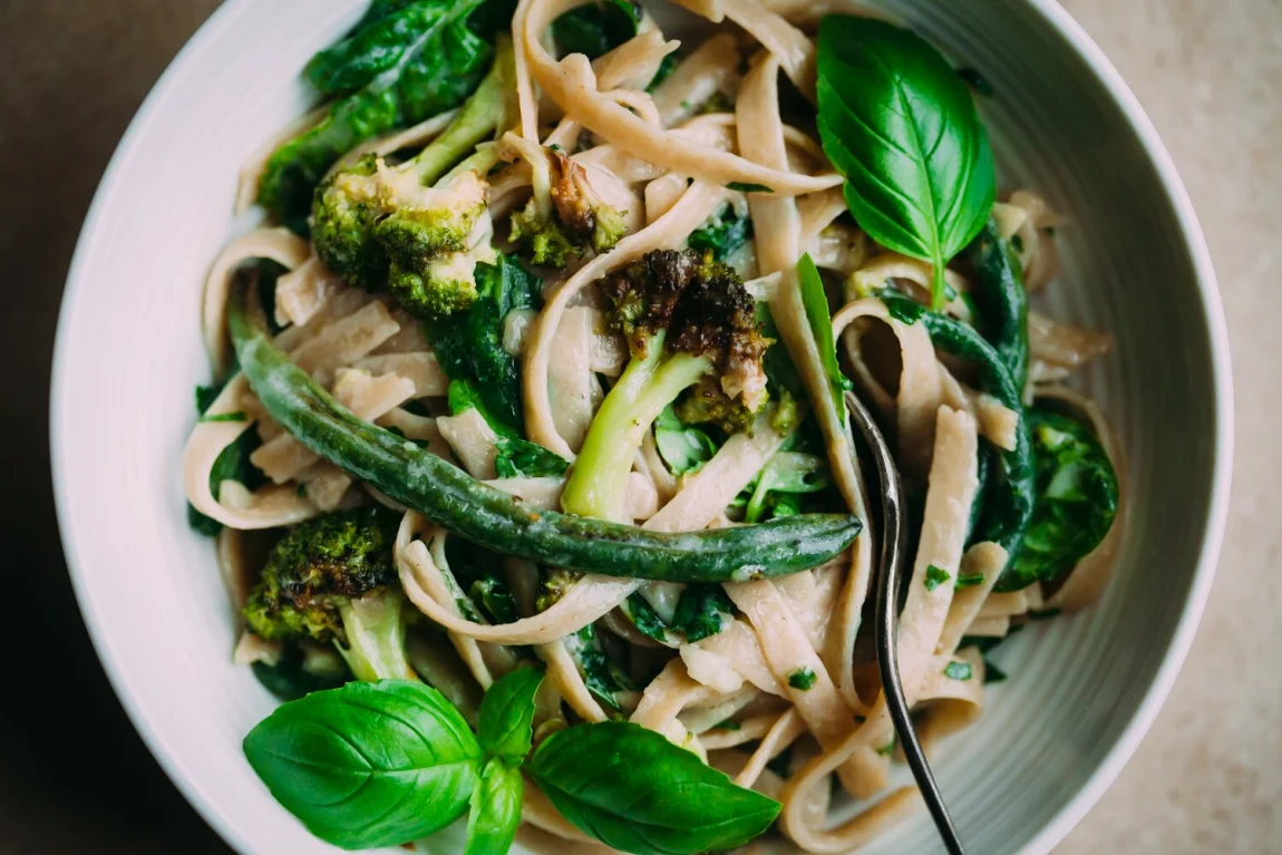 Creamy, Garlicky Fettuccine with Roasted Green Vegetables - Golubka Kitchen