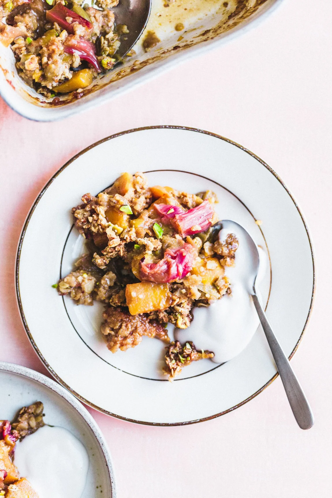 Easy Rhubarb Mango Crisp - Golubka Kitchen