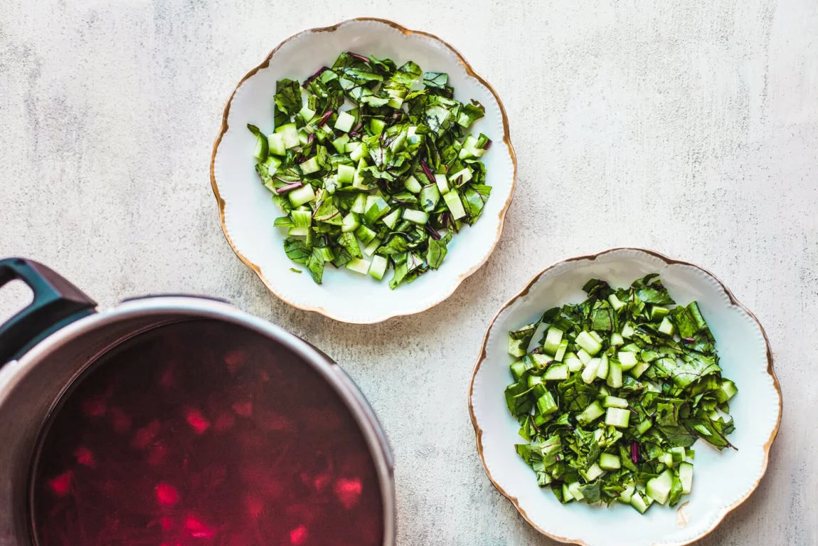 Easy Chilled Beet Soup - Golubka Kitchen