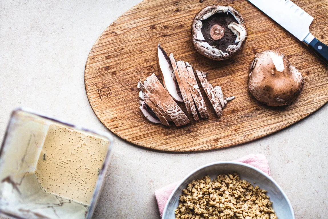 Mushroom Tempeh Stroganoff - Golubka Kitchen