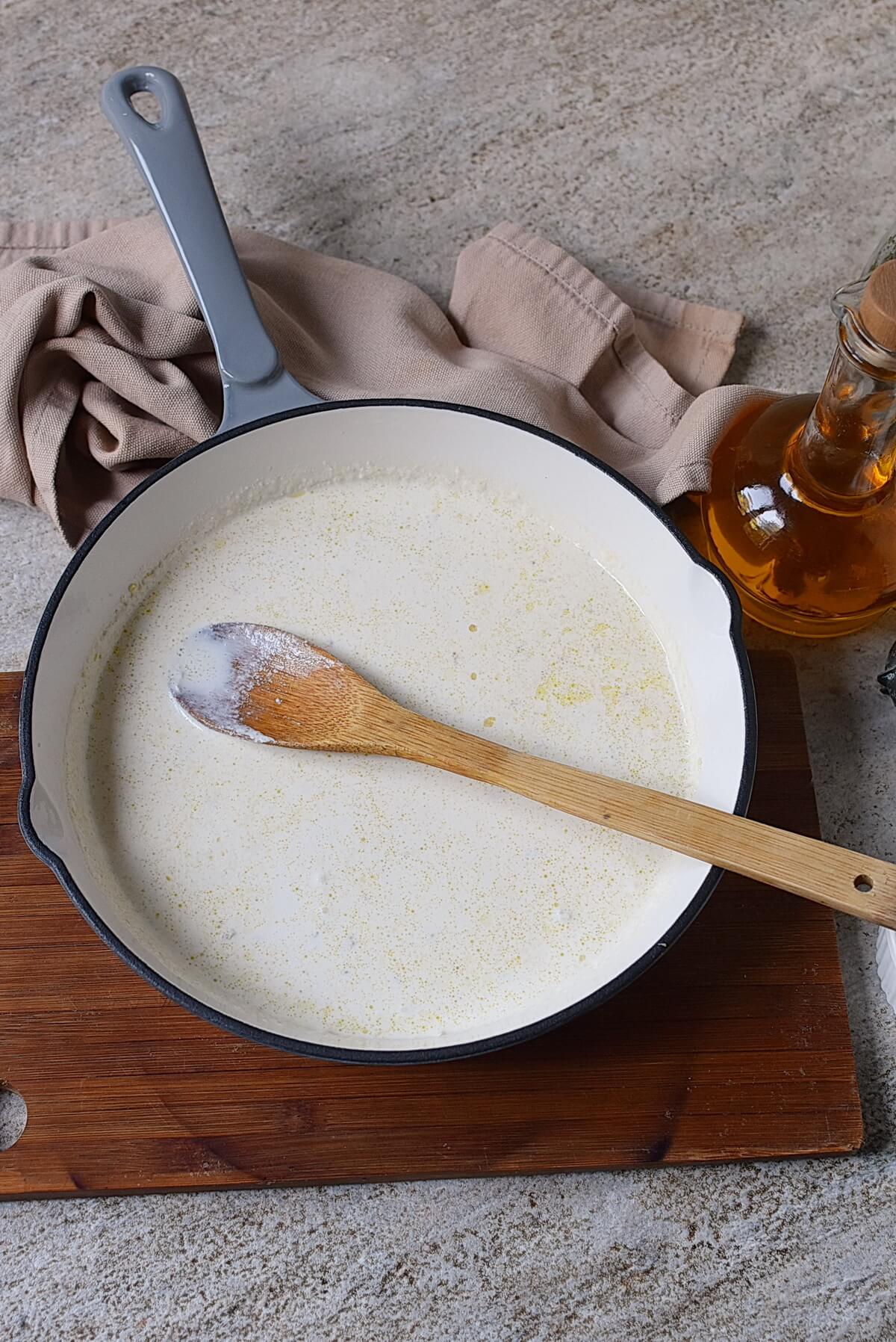 Creamy Pesto Sauce - Step 5