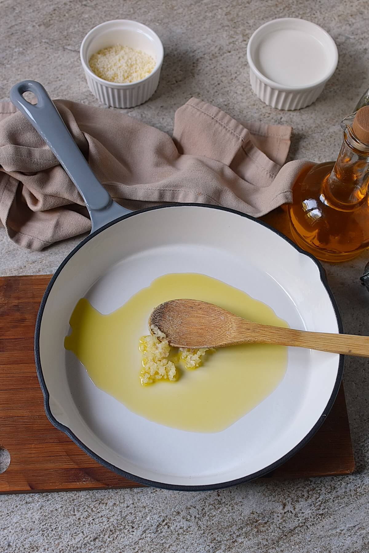 Creamy Pesto Sauce - Step 4